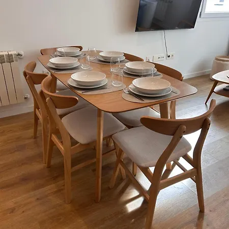 Nuevo Con Gym, Sauna, Junto A Pistas De Apartamento *