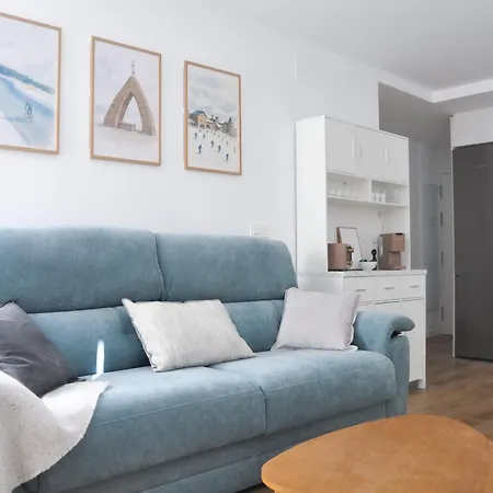 Nuevo Con Gym, Sauna, Junto A Pistas De 公寓