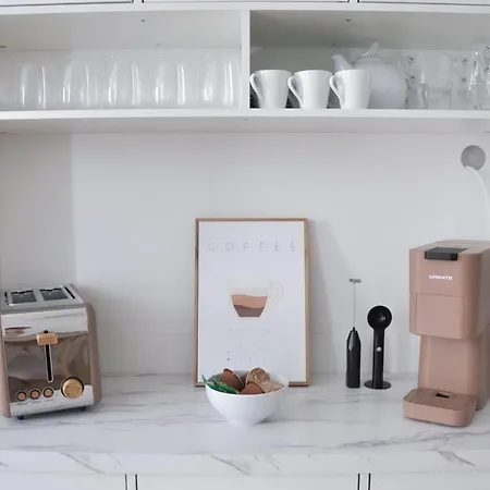 Nuevo Con Gym, Sauna, Junto A Pistas De *