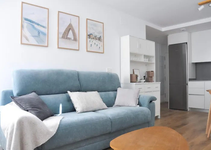 Nuevo Con Gym, Sauna, Junto A Pistas De 公寓