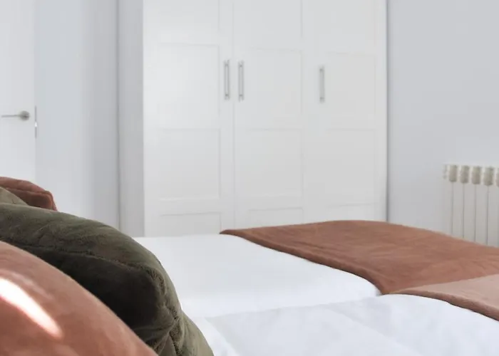 Nuevo Con Gym, Sauna, Junto A Pistas De 公寓